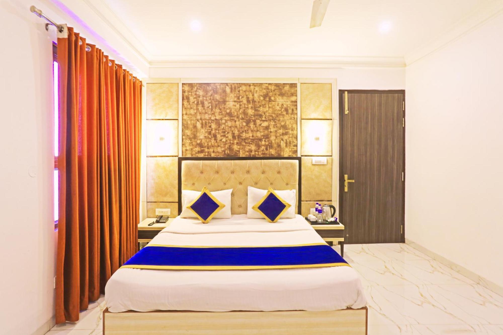 The Almora Residency - Complimentary Airport Trasnfer Hotell New Delhi Eksteriør bilde