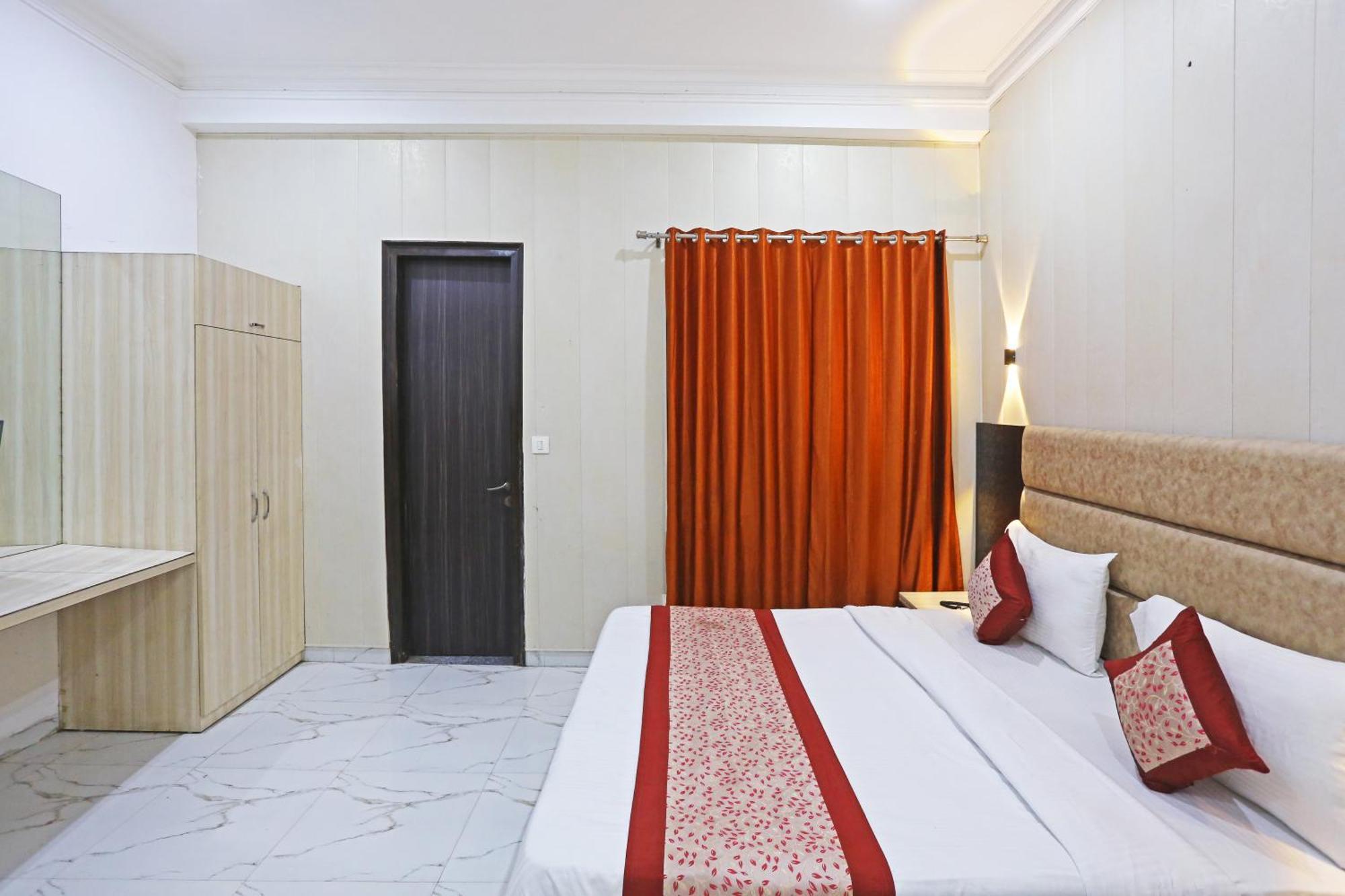 The Almora Residency - Complimentary Airport Trasnfer Hotell New Delhi Eksteriør bilde