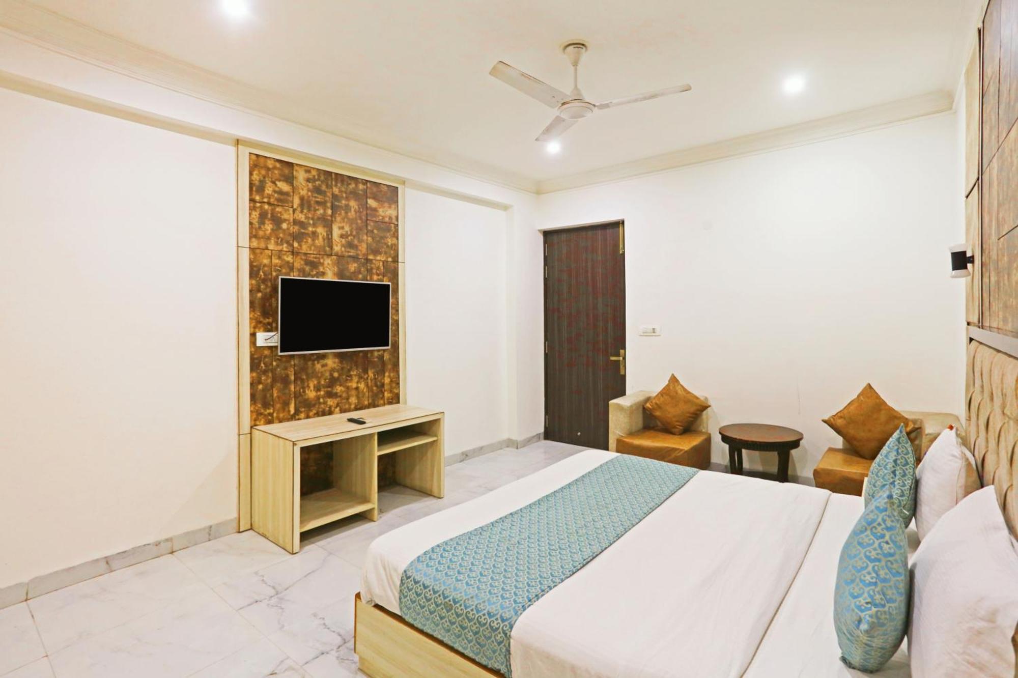 The Almora Residency - Complimentary Airport Trasnfer Hotell New Delhi Eksteriør bilde