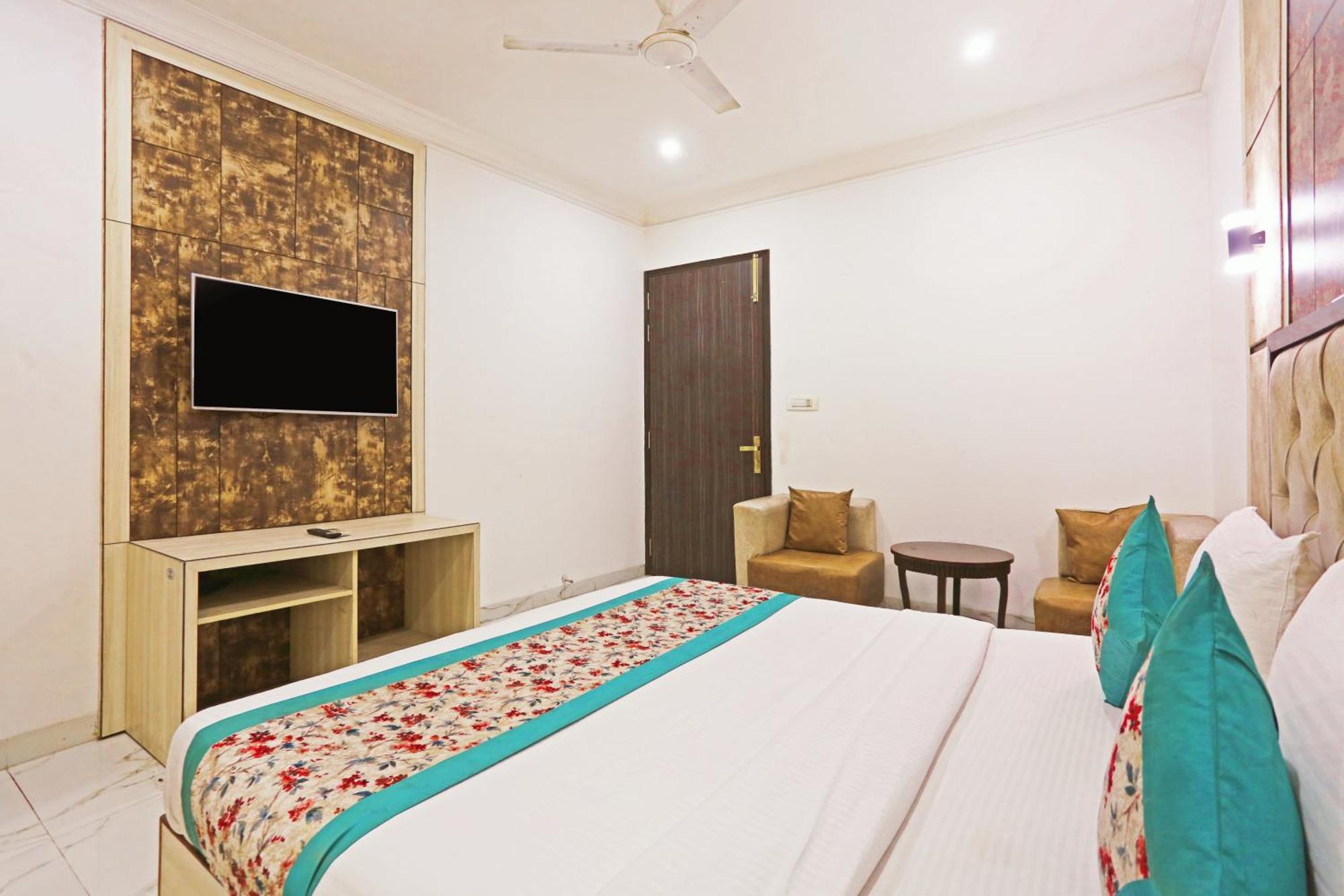 The Almora Residency - Complimentary Airport Trasnfer Hotell New Delhi Eksteriør bilde