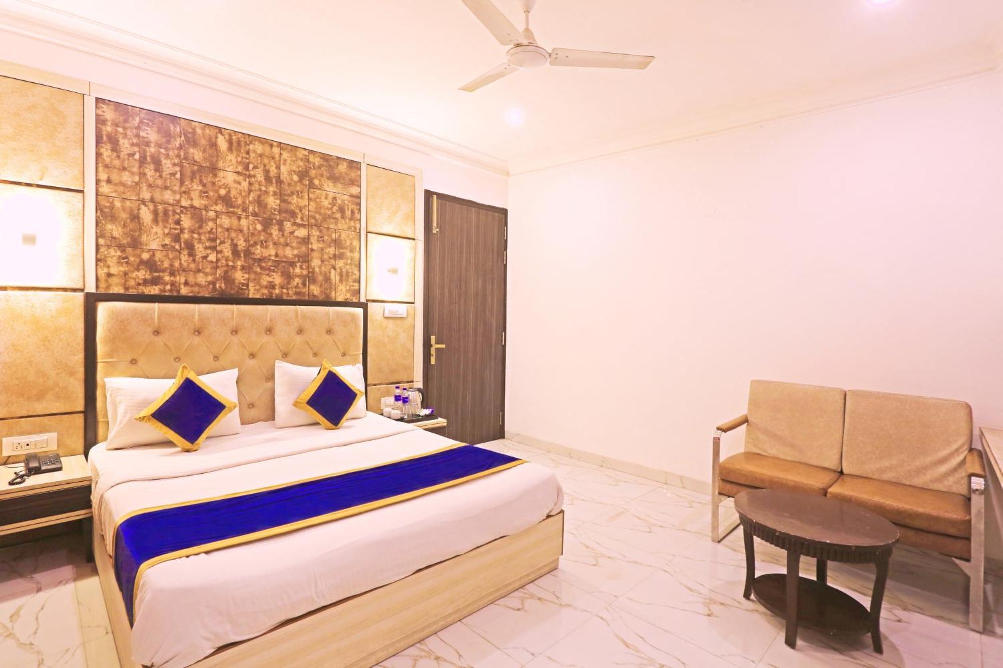 The Almora Residency - Complimentary Airport Trasnfer Hotell New Delhi Eksteriør bilde