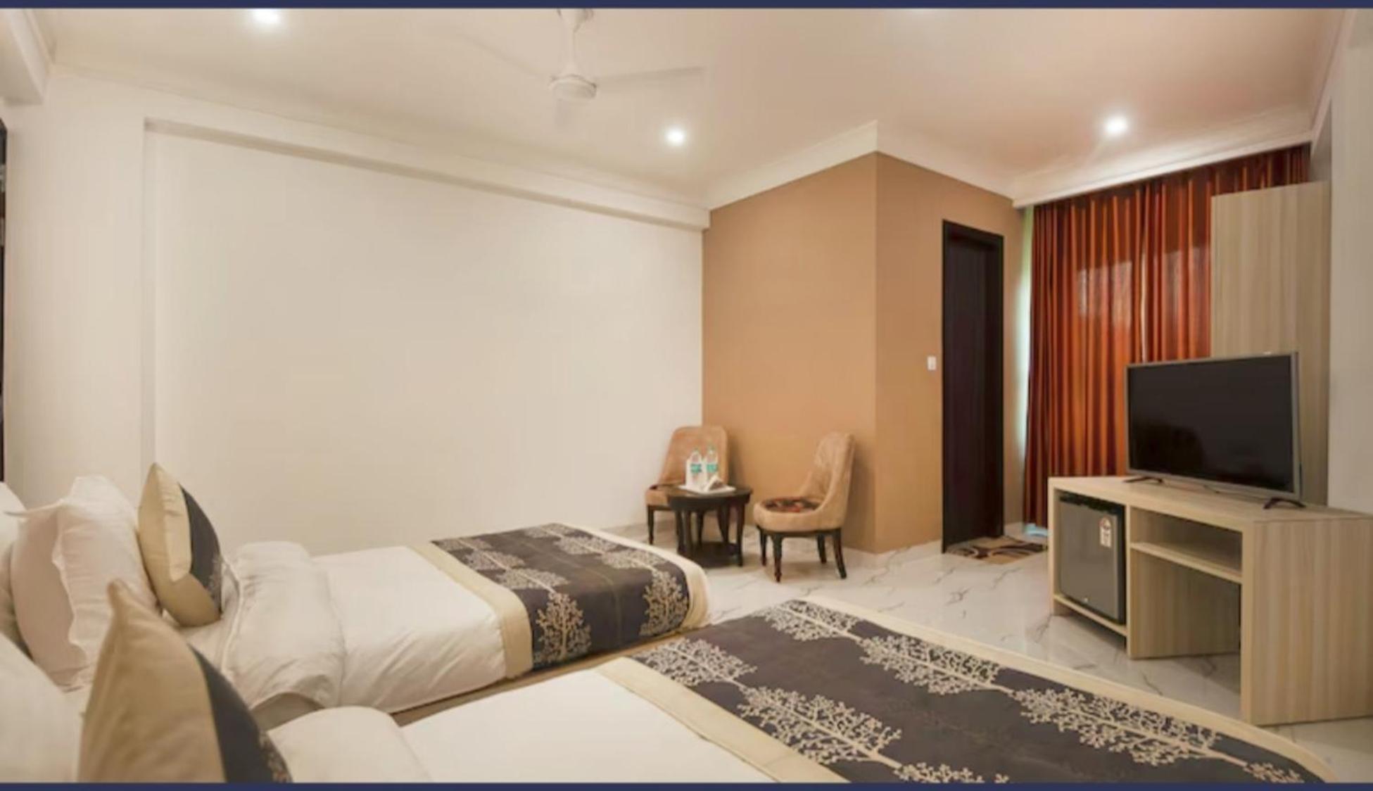 The Almora Residency - Complimentary Airport Trasnfer Hotell New Delhi Rom bilde
