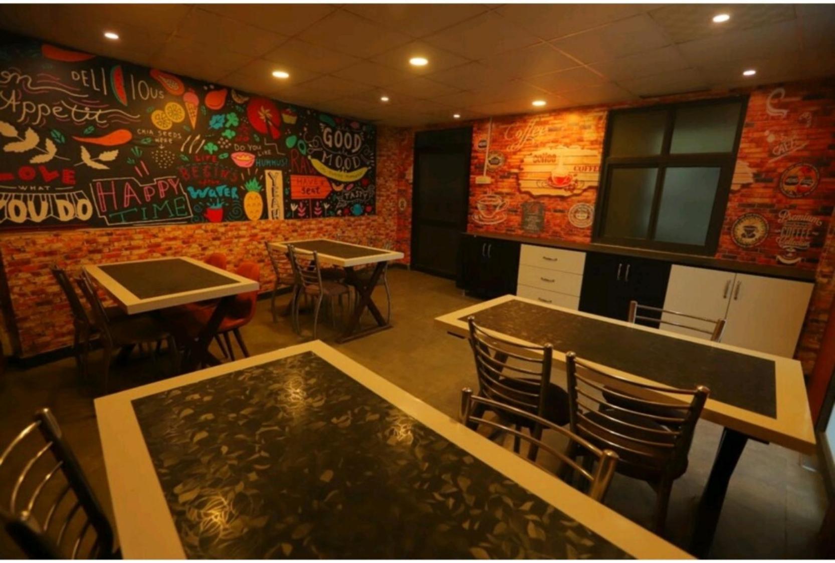 The Almora Residency - Complimentary Airport Trasnfer Hotell New Delhi Eksteriør bilde